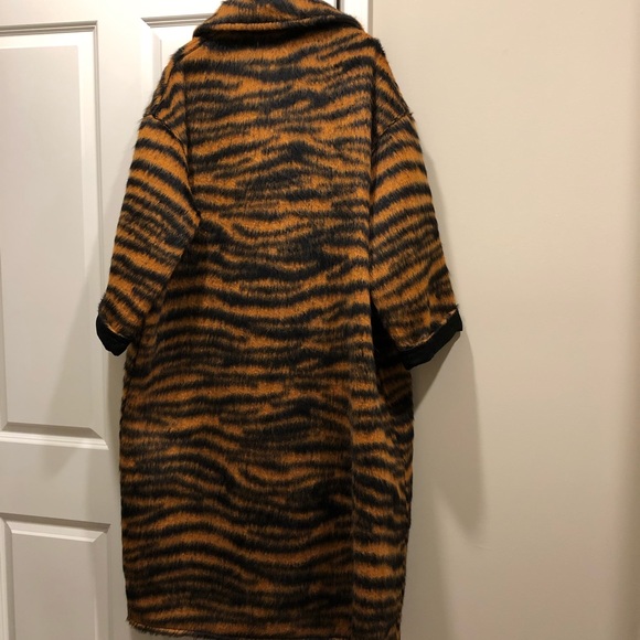 Bottega Veneta Tiger Coat - Picture 4 of 8